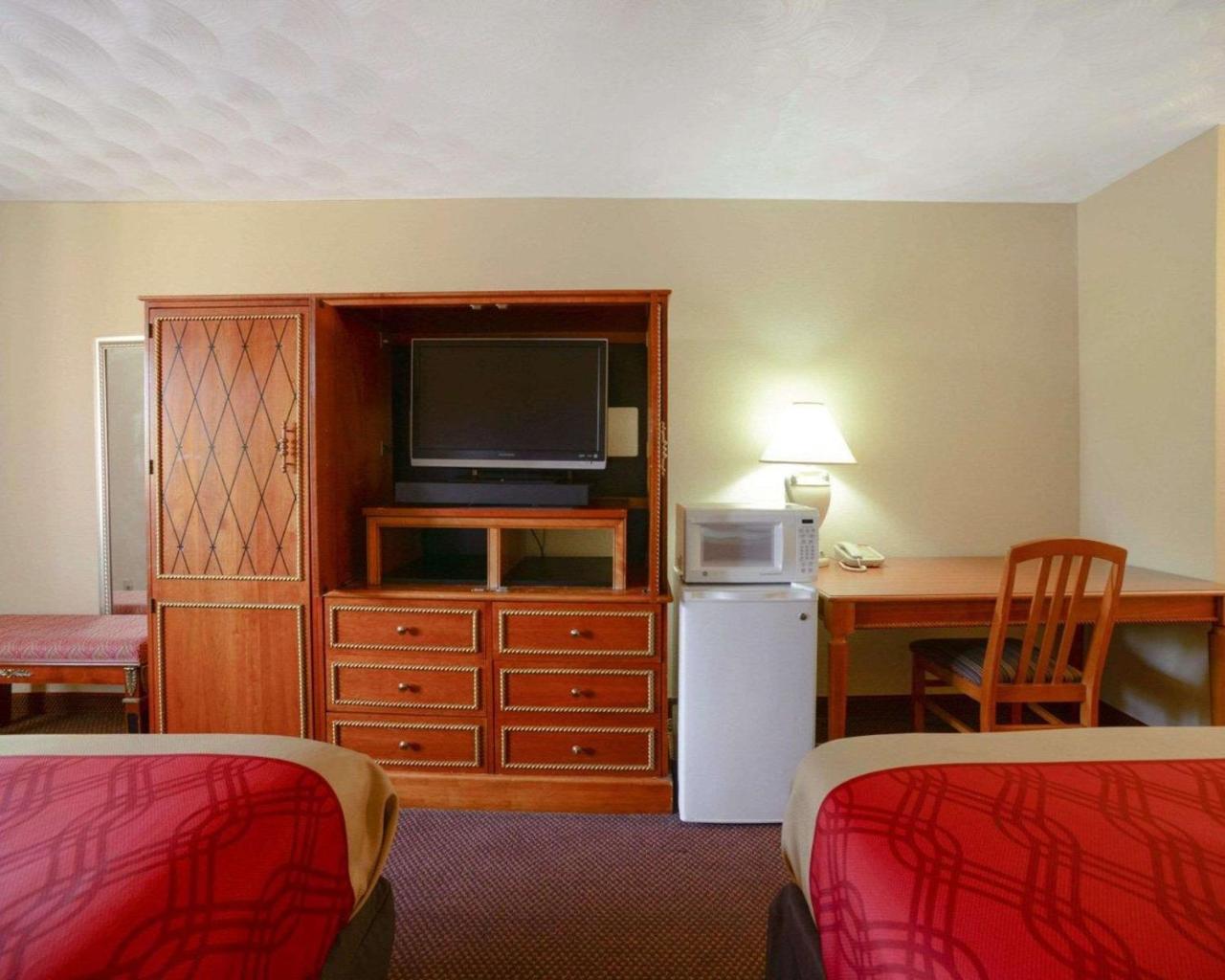 Econo Lodge Inn & Suites Carbondale Luaran gambar