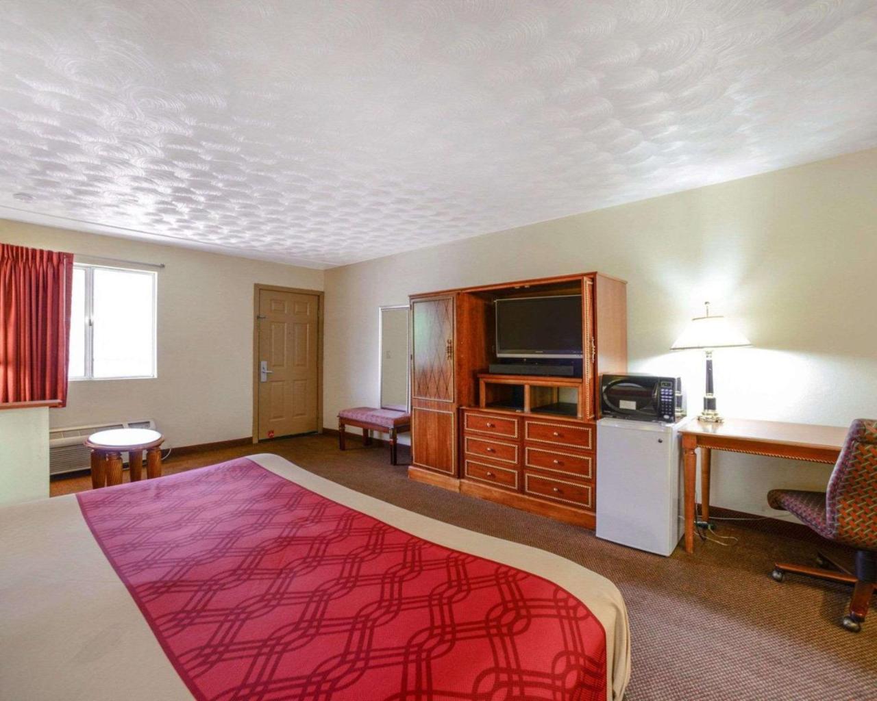 Econo Lodge Inn & Suites Carbondale Luaran gambar